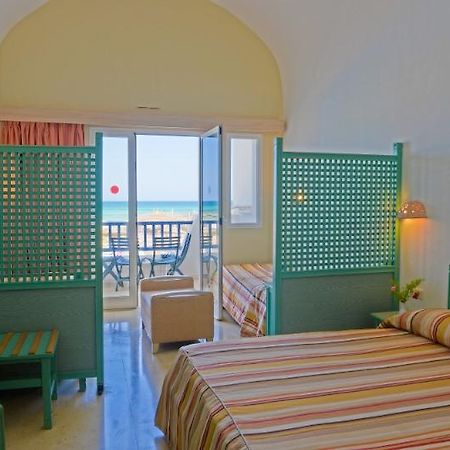 Meninx Hotel Triffa Екстериор снимка