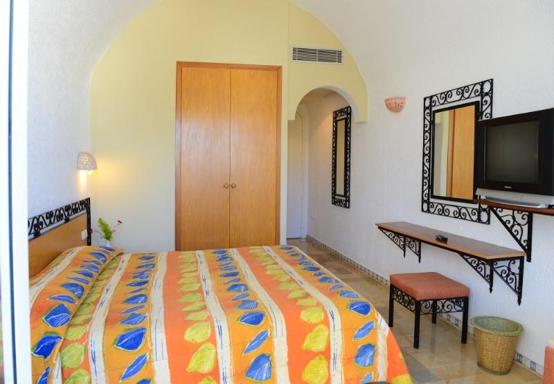 Meninx Hotel Triffa Екстериор снимка