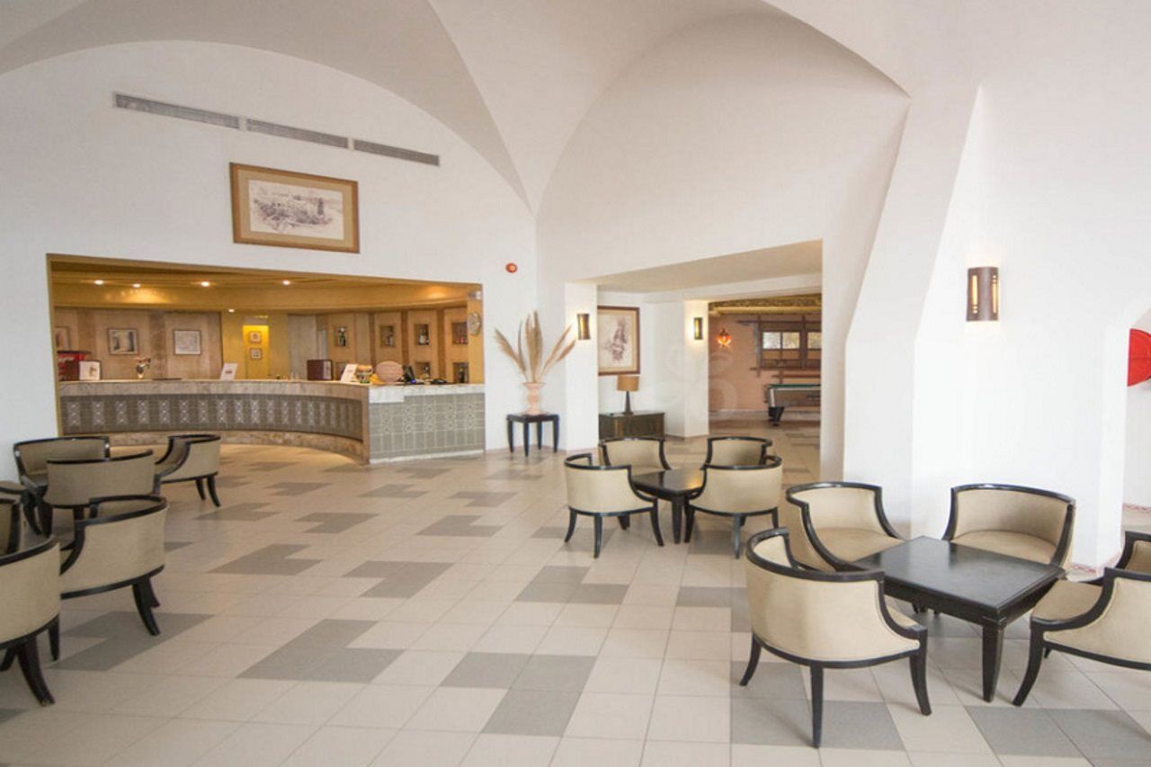 Meninx Hotel Triffa Екстериор снимка